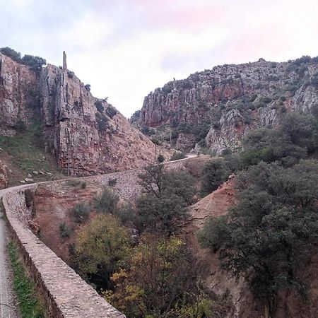 살로브라 Casa Rustica De Pueblo En Sierra De Alcaraz 빌라 외부 사진