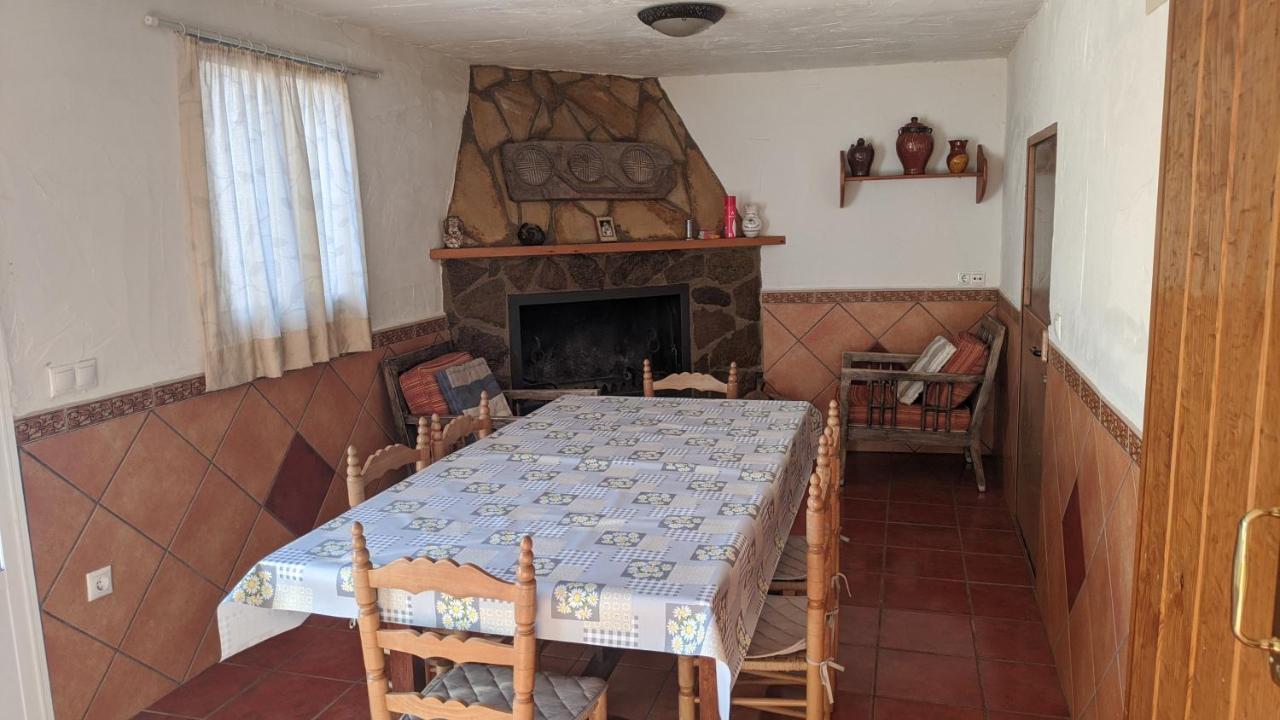 살로브라 Casa Rustica De Pueblo En Sierra De Alcaraz 빌라 외부 사진